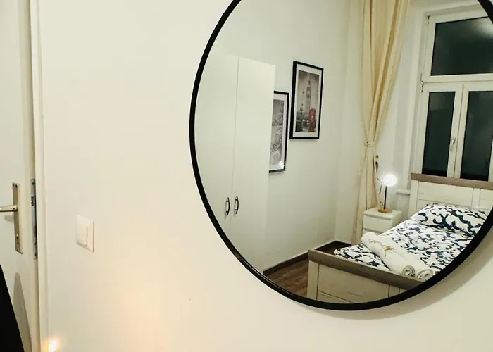 Spacious Private In 5br For 10 Near Kaufpark Alterlaa * Vienna