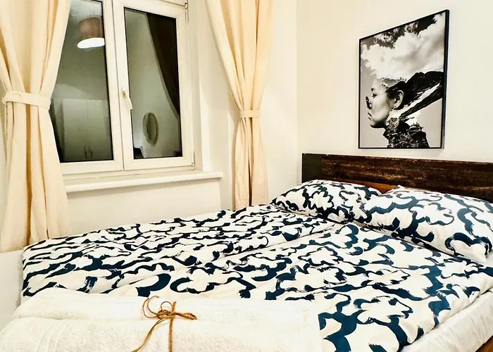 Spacious Private In 5br For 10 Near Kaufpark Alterlaa Vienna