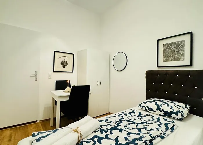 Apartment Spacious Private In 5br For 10 Near Kaufpark Alterlaa