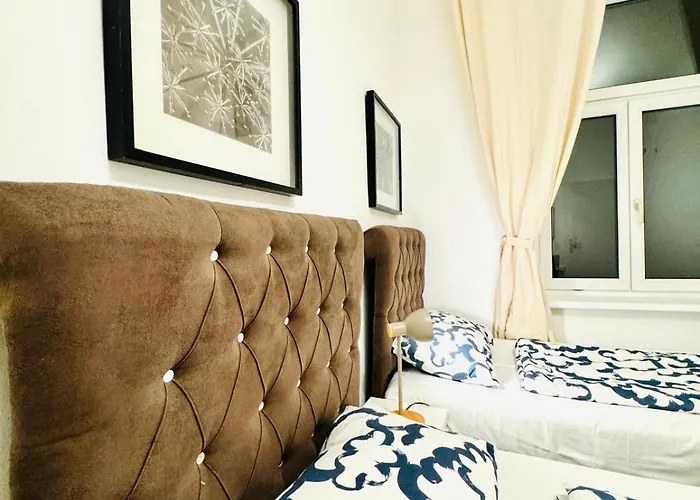 Apartment Spacious Private In 5br For 10 Near Kaufpark Alterlaa