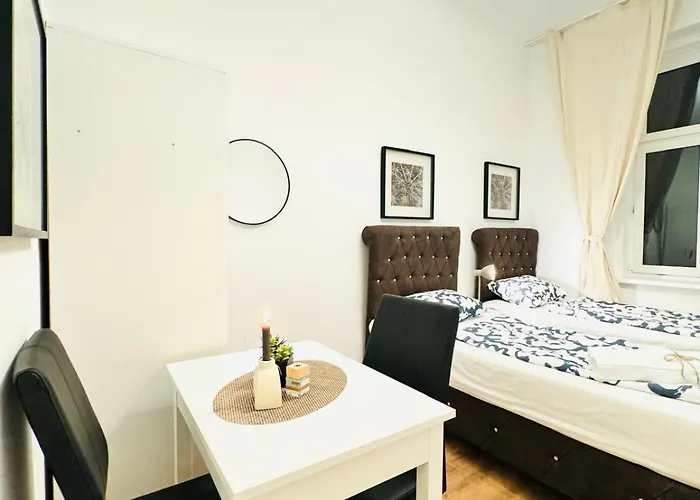 Spacious Private In 5br For 10 Near Kaufpark Alterlaa Apartment *