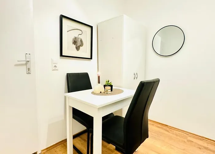 Spacious Private In 5br For 10 Near Kaufpark Alterlaa Apartment Vienna