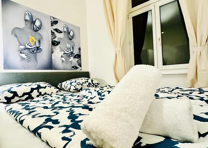 Spacious Private In 5br For 10 Near Kaufpark Alterlaa Apartment *