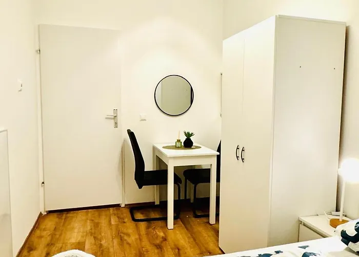Spacious Private In 5br For 10 Near Kaufpark Alterlaa Apartment *