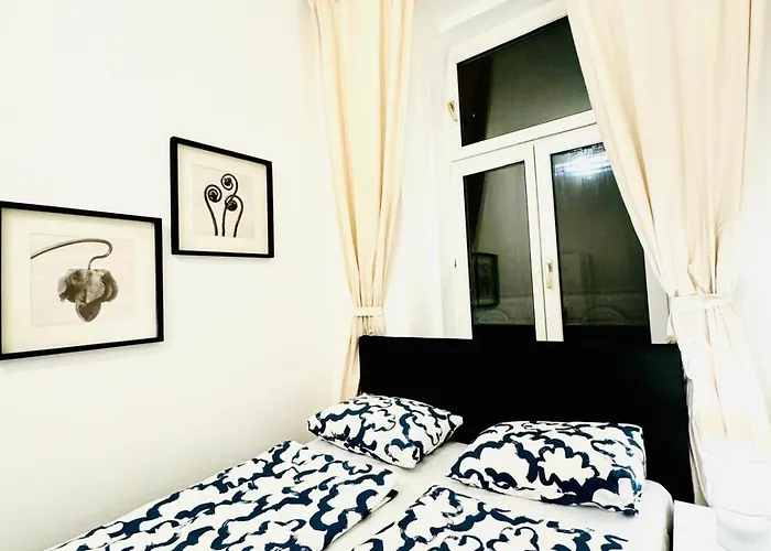 Apartment Spacious Private In 5br For 10 Near Kaufpark Alterlaa Vienna