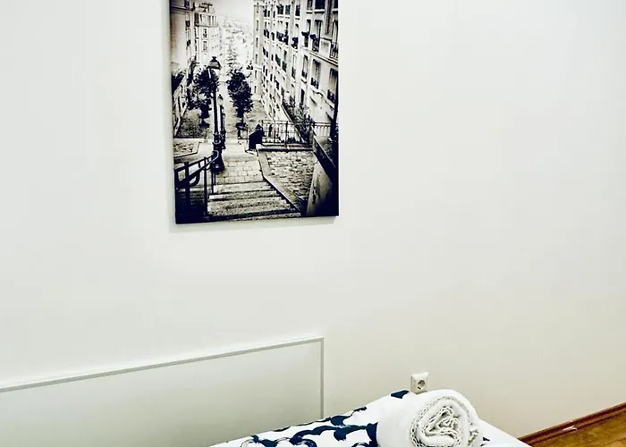 Apartment Spacious Private In 5br For 10 Near Kaufpark Alterlaa Vienna