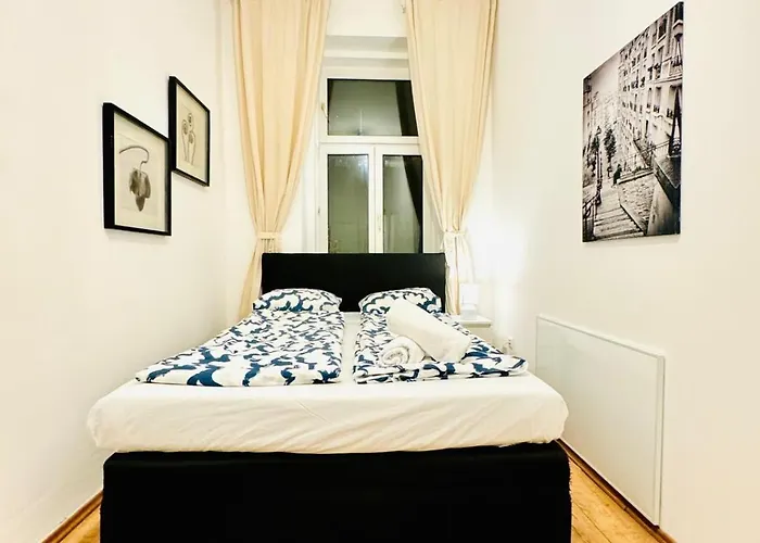 Spacious Private In 5br For 10 Near Kaufpark Alterlaa * Vienna