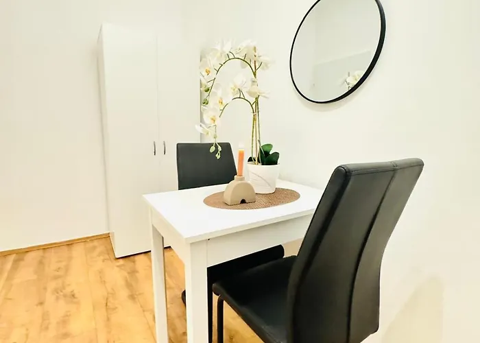 Spacious Private In 5br For 10 Near Kaufpark Alterlaa Vienna